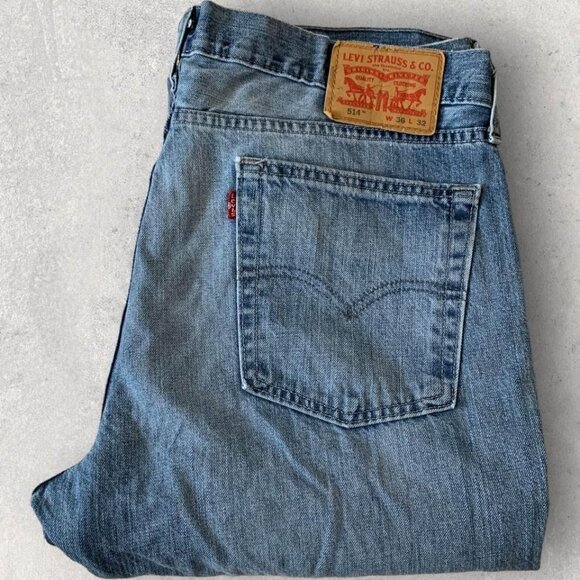 Levi’s 514 Jeans Men’s Size 36x32 Straight Fit Modern Style &amp; Comfort Denim - Picture 1 of 9